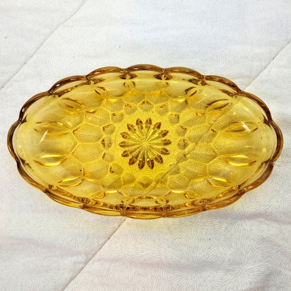 Other - Vintage Amber Shallow Glass Serving Bowl Trinket Dish 4 x 7 x 1 1/4 home decor